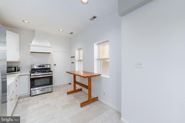 306 S WASHINGTON ST, Baltimore, MD 21231