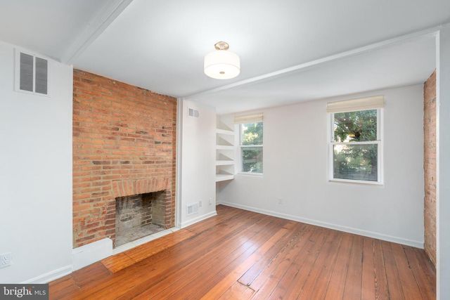 306 S WASHINGTON ST, Baltimore, MD 21231