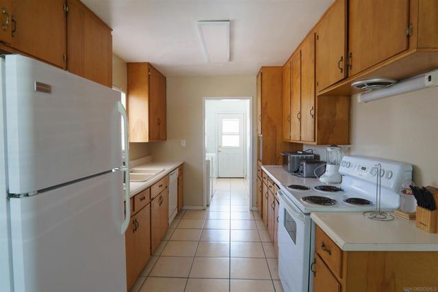 6331 Connie, San Diego, CA 92115