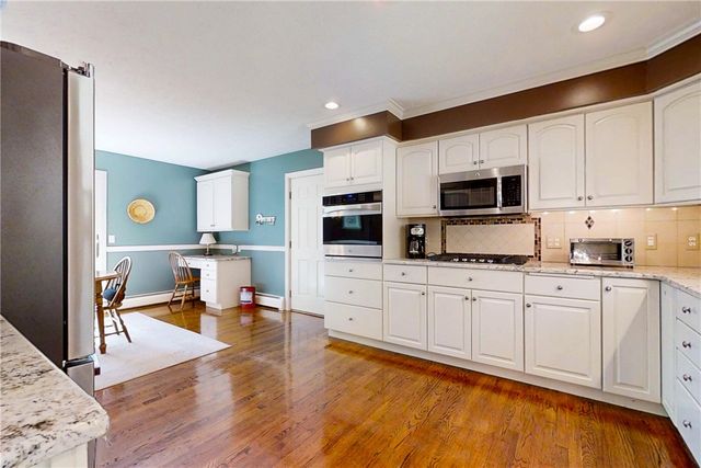 8 Knollbrook Lane West, Erwin, NY 14870