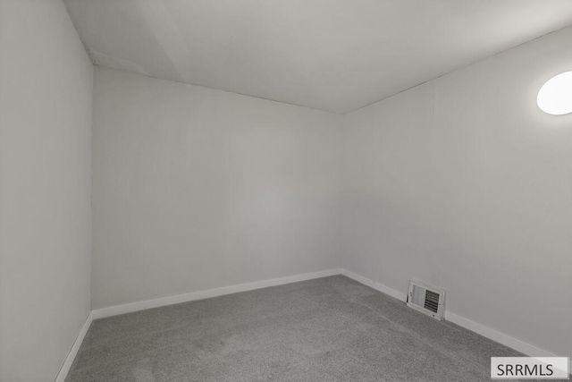 77 Cottonwood Avenue, Pocatello, ID 83204