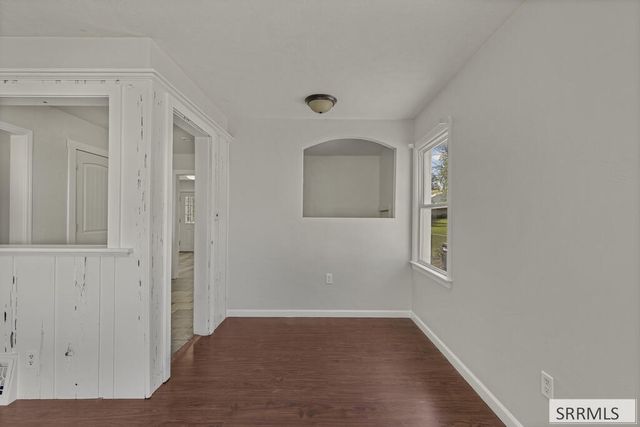 77 Cottonwood Avenue, Pocatello, ID 83204