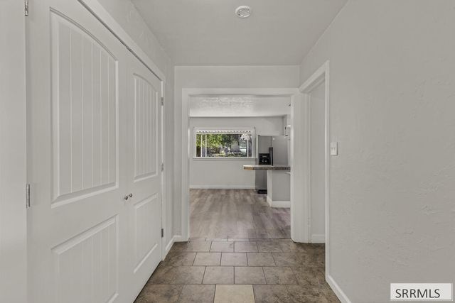 77 Cottonwood Avenue, Pocatello, ID 83204