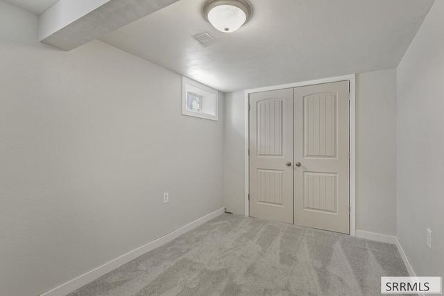 77 Cottonwood Avenue, Pocatello, ID 83204