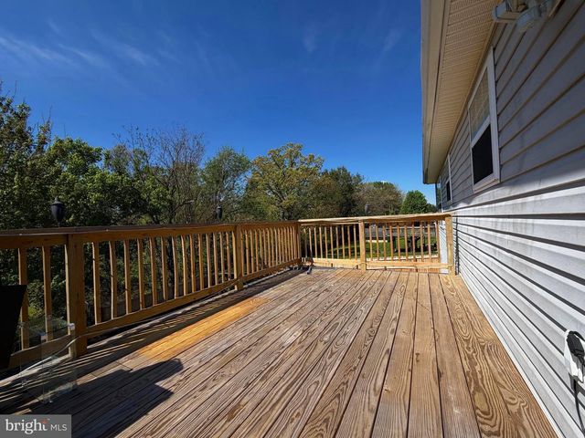 108 ACOUSTIC DR, Martinsburg, WV 25404