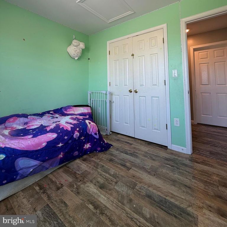 Image 17 of property listing at 108 ACOUSTIC DR, Martinsburg, WV 25404