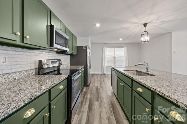 5112 Downhaul Drive, Charlotte, NC 28269