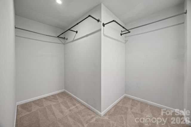 5112 Downhaul Drive, Charlotte, NC 28269