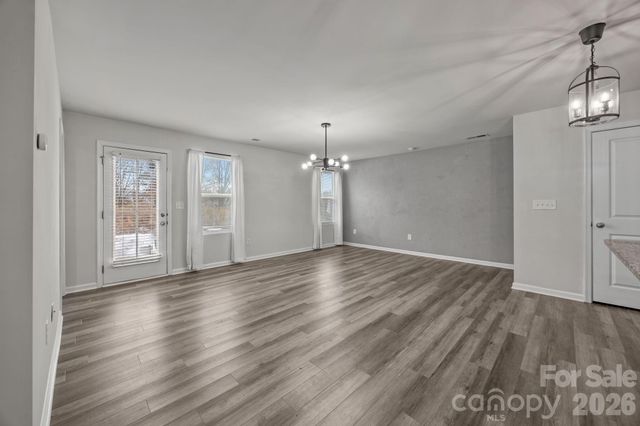 5112 Downhaul Drive, Charlotte, NC 28269