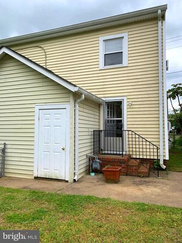113 HAWKE ST, Fredericksburg, VA 22401