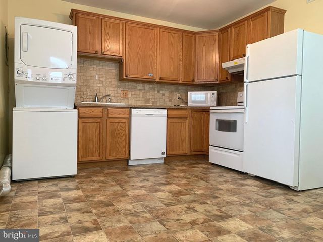 113 HAWKE ST, Fredericksburg, VA 22401