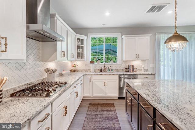 8934 HUBBARD WAY, Lorton, VA 22079