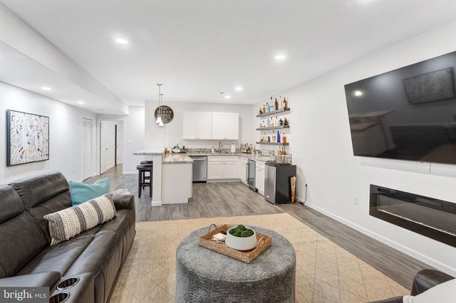 8934 HUBBARD WAY, Lorton, VA 22079