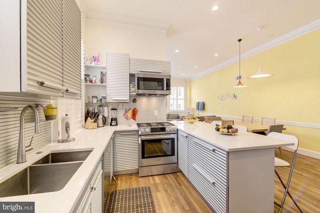 2800 NW DUMBARTON ST NW, Washington, DC 20007