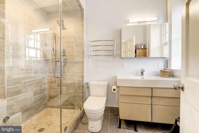 2800 NW DUMBARTON ST NW, Washington, DC 20007