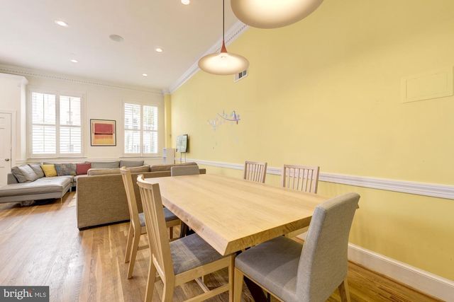 2800 NW DUMBARTON ST NW, Washington, DC 20007