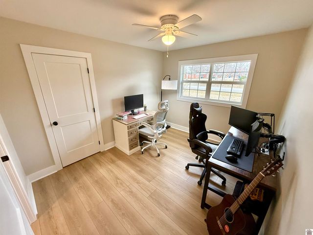 605 N 18th Street, Murray, KY 42071