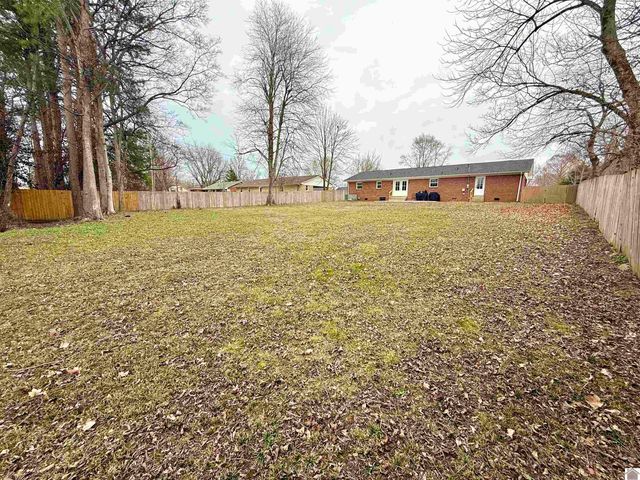 605 N 18th Street, Murray, KY 42071