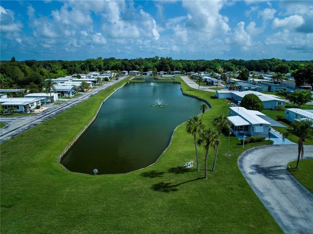 420 49TH STREET E 13, Palmetto, FL 34221