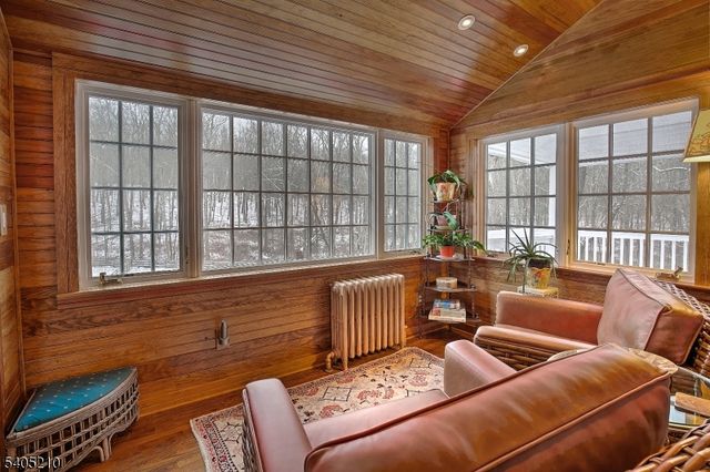 205 Long View Union Grove, Bedminster Twp., NJ 07931