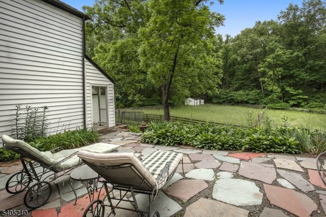 205 Long View Union Grove, Bedminster Twp., NJ 07931