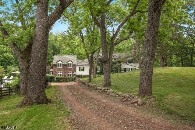 205 Long View Union Grove, Bedminster Twp., NJ 07931