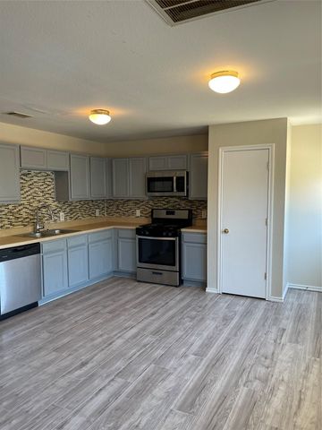 11816 Plains Valley DR, Del Valle, TX 78617
