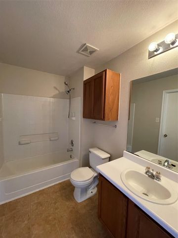 11816 Plains Valley DR, Del Valle, TX 78617