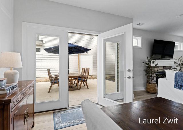 406 W Leland Drive, Whitehall City, MI 49461