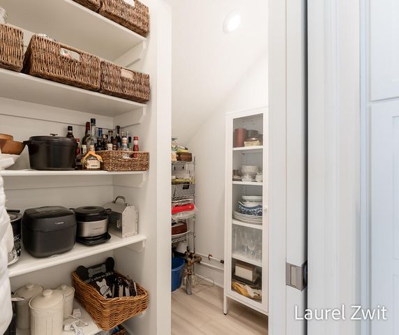 406 W Leland Drive, Whitehall City, MI 49461