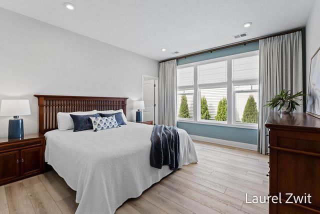 406 W Leland Drive, Whitehall City, MI 49461