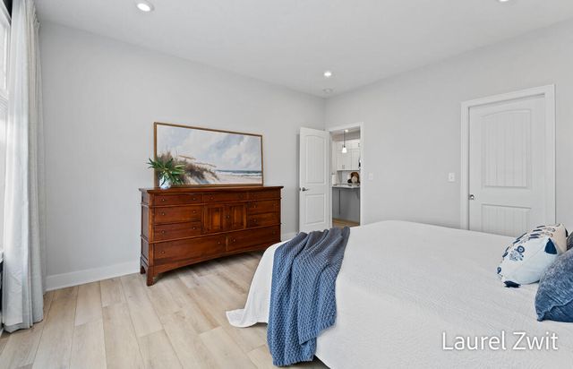 406 W Leland Drive, Whitehall City, MI 49461