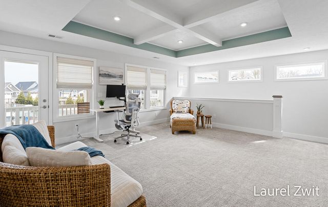 406 W Leland Drive, Whitehall City, MI 49461