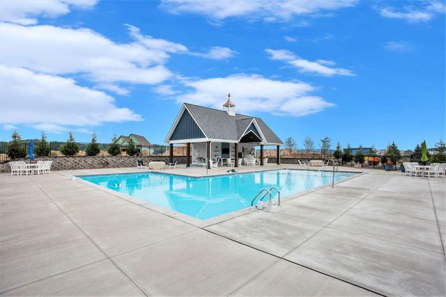 406 W Leland Drive, Whitehall City, MI 49461