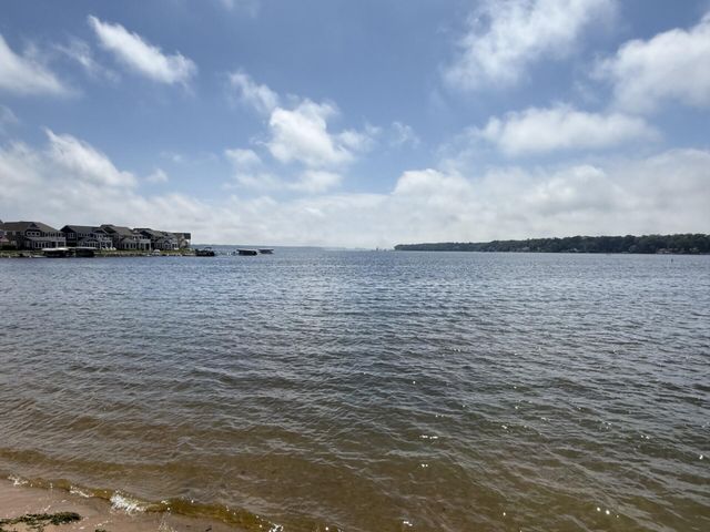406 W Leland Drive, Whitehall City, MI 49461