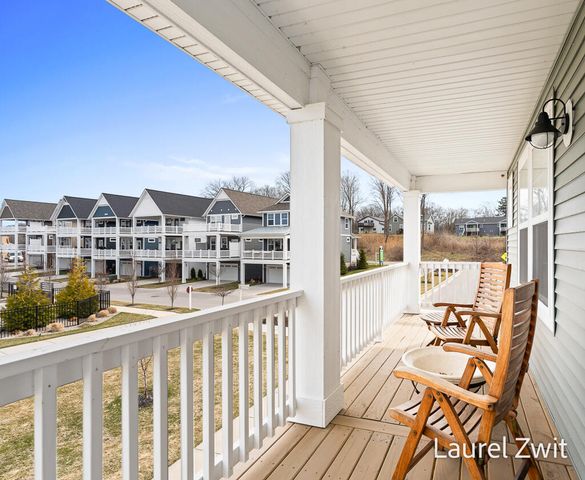 406 W Leland Drive, Whitehall City, MI 49461