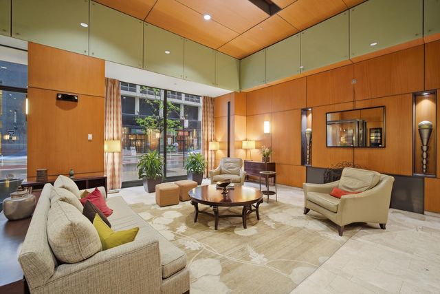208 W Washington Street 910, Chicago, IL 60606
