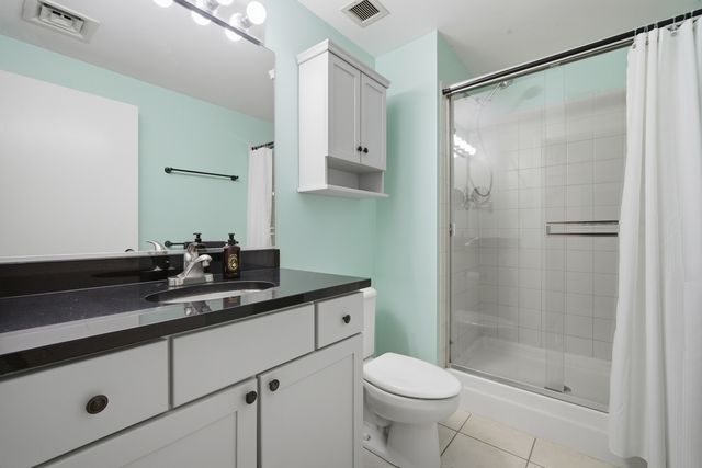 208 W Washington Street 910, Chicago, IL 60606