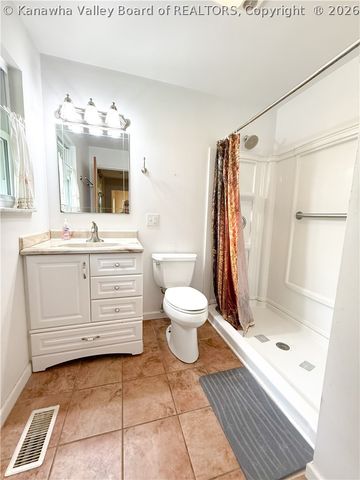 132 Wild Cherry Lane, Sissonville, WV 25320