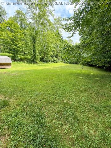 132 Wild Cherry Lane, Sissonville, WV 25320