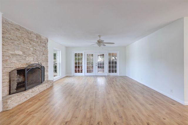 8835 Tallwood DR, Austin, TX 78759