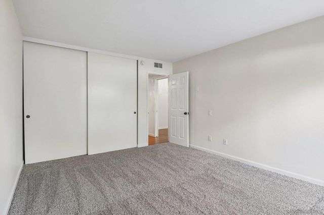 5700 Baltimore 221, La Mesa, CA 91942