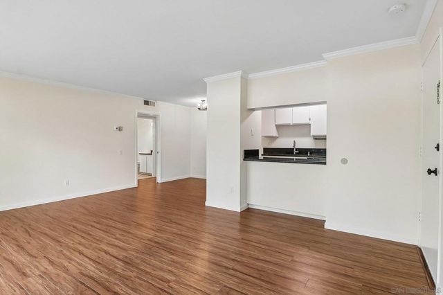 5700 Baltimore 221, La Mesa, CA 91942