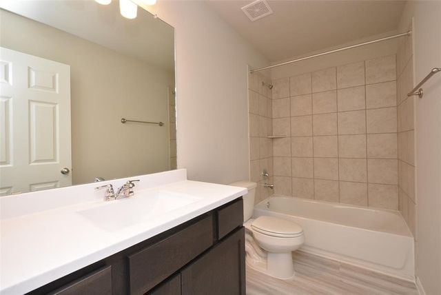 13327 Blair Glen Lane, Houston, TX 77048