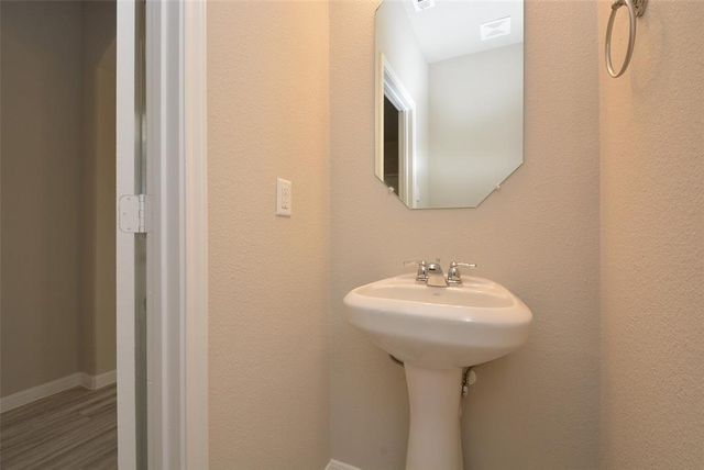 13327 Blair Glen Lane, Houston, TX 77048