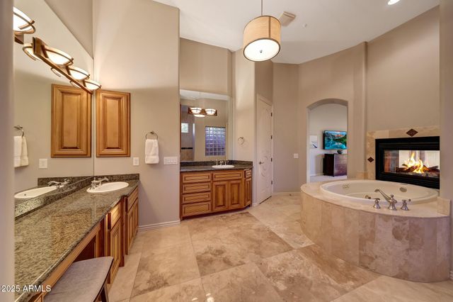 12338 N 138TH Place, Scottsdale, AZ 85259