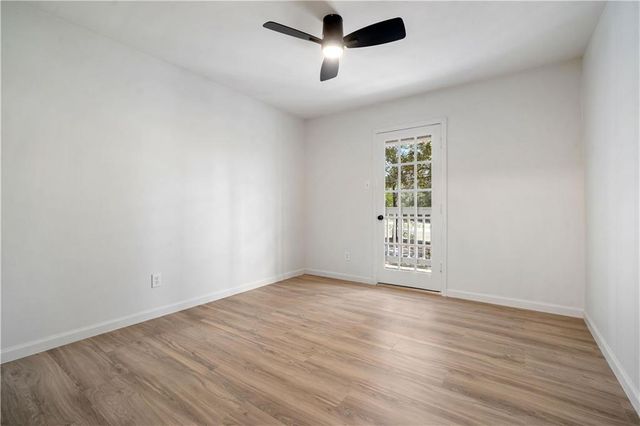 5024 Government Boulevard, Mobile, AL 36693