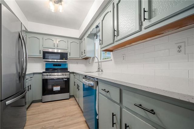 5024 Government Boulevard, Mobile, AL 36693