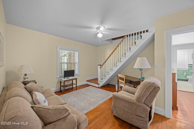 204 S Warren Street, Greenville, NC 27858