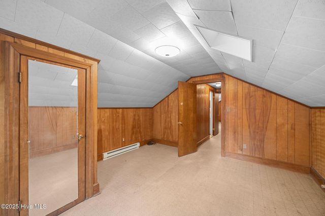 204 S Warren Street, Greenville, NC 27858